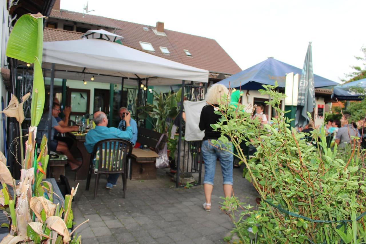 Dorf Gut Hotel Zur Warte Witzenhausen Exterior photo